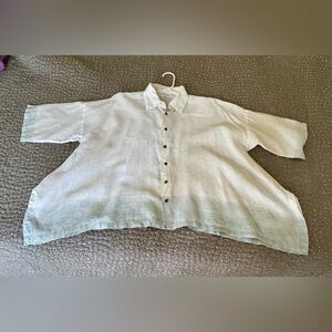 EUC ESKANDAR White Button-Up Shirt
